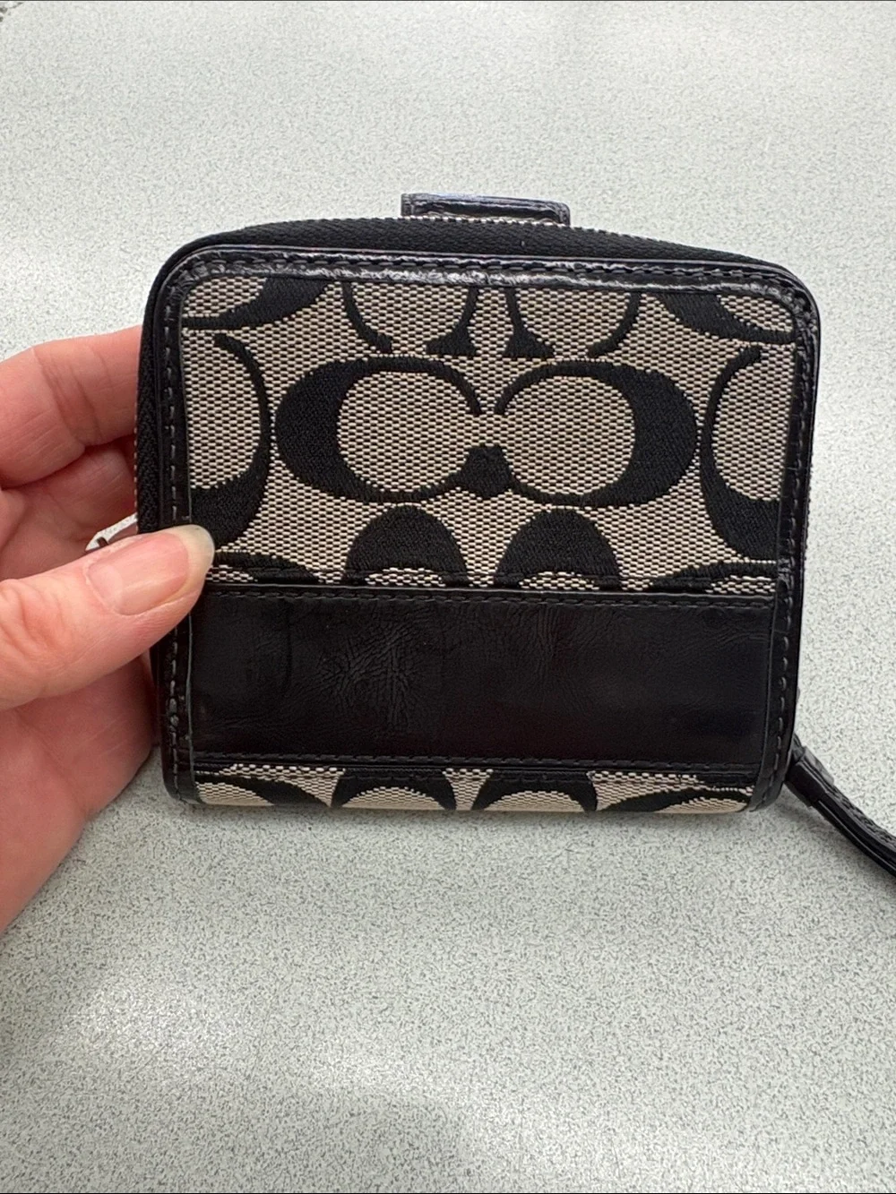 Coach Black and Cream Signature Compact Card Holder